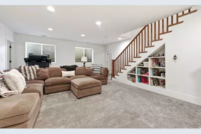 16 S 200 E, Centerville, UT 84014 - Photo 42