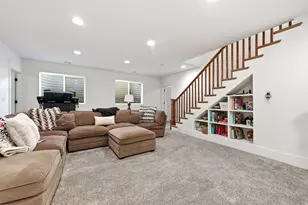 16 S 200 E, Centerville, UT 84014 - Photo 42