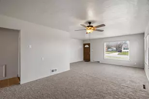 1640 E 21st St, Ogden, UT 84401 - Photo 2