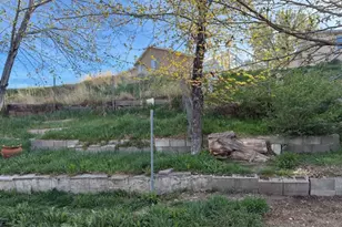 5423 W 5540 S, Kearns, UT 84118 - Photo 4