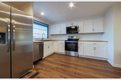 422 S 175 E, Ivins, UT 84738 - Photo 4