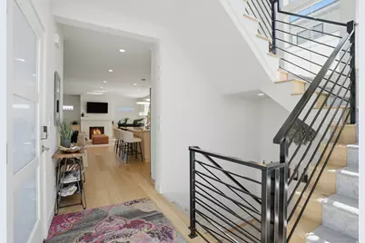 3905 S Holladay Ct, Holladay, UT 84124 - Photo 4