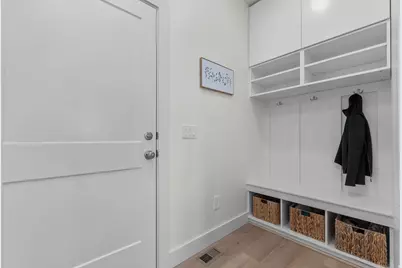 2291 E Parkside Cir, South Ogden, UT 84403 - Photo 12