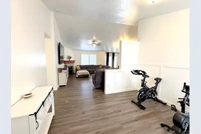 1926 N 2530 W, Clinton, UT 84015 - Photo 6