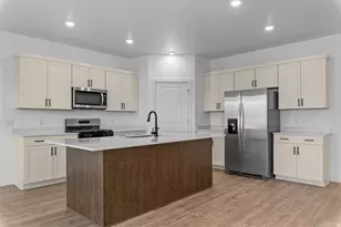 1717 E 920 N, Salem, UT 84653 - Photo 8