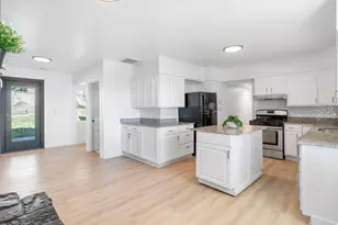 9580 N Cyn Rd, Cedar Hills, UT 84062 - Photo 8