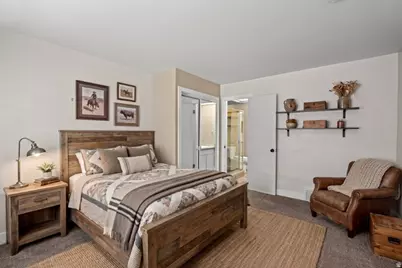 4987 S Beaverbrook Ln, Salt Lake City, UT 84117 - Photo 10