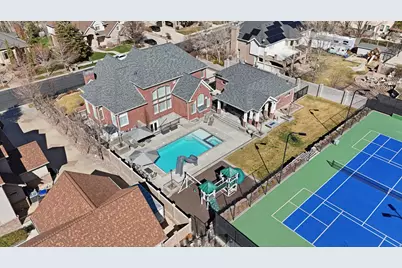 714 E Draper Way, Draper, UT 84020 - Photo 2