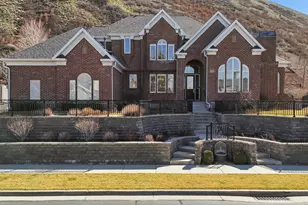 714 E Draper Heights Way, Draper, UT 84020 - Photo 4