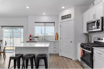 1266 S 3550 E, Spanish Fork, UT 84660 - Photo 12