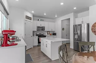 1266 S 3550 E, Spanish Fork, UT 84660 - Photo 12