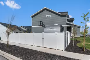 1266 S 3550 E, Spanish Fork, UT 84660 - Photo 32
