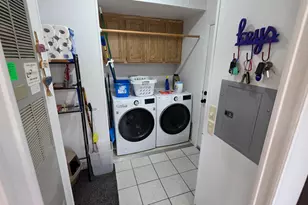 11243 S Hidden View Dr E, Sandy, UT 84070 - Photo 36