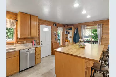 2818 S Adams St, South Salt Lake, UT 84115 - Photo 2