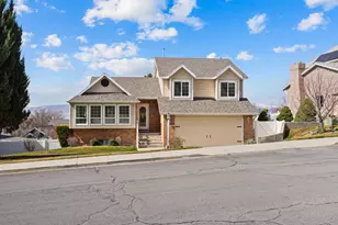 1776 S 320 W, Orem, UT 84058 - Photo 2