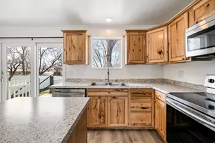 9822 S Darin Dr, Sandy, UT 84070 - Photo 4