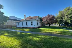 394 N 300 E, Provo, UT 84606 - Photo 4