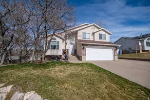1785 E 2825 N, Layton, UT 84040 - Photo 2