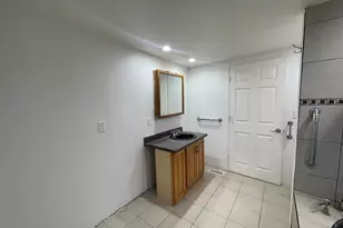 136 W Freedom Ave S, Sandy, UT 84070 - Photo 22