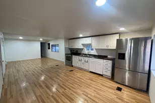 136 W Freedom Ave S, Sandy, UT 84070 - Photo 10