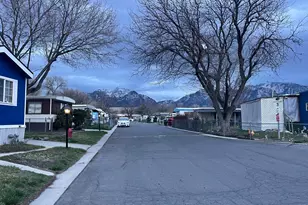 136 W Freedom Ave S, Sandy, UT 84070 - Photo 32