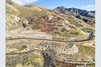 2438 S S Cannon Point Dr #9, Salt Lake City, UT 84109 - Photo 6