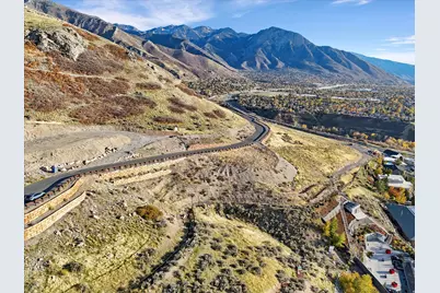 2438 S S Cannon Point Dr #9, Salt Lake City, UT 84109 - Photo 1