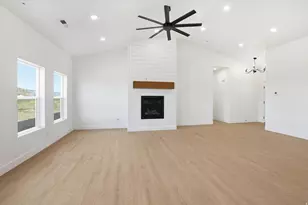 10295 N Vis Ln, Elwood, UT 84337 - Photo 6