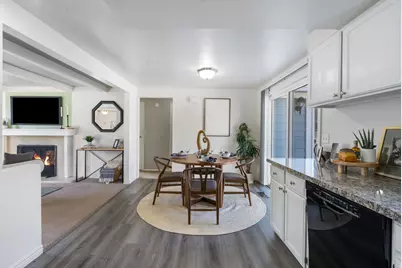 4268 S Dunmore Ct, Taylorsville, UT 84123 - Photo 10