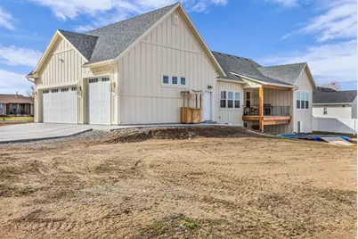 1185 E 2500 N, North Logan, UT 84341 - Photo 38