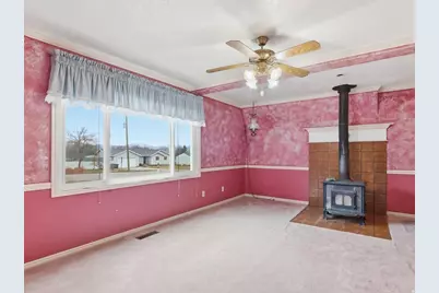 151 E 100 N, Millville, UT 84326 - Photo 4