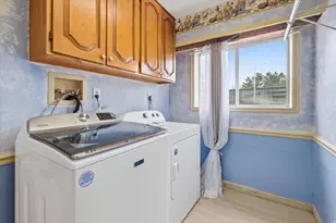 151 E 100 N, Millville, UT 84326 - Photo 42