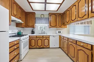 151 E 100 N, Millville, UT 84326 - Photo 6