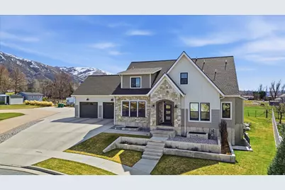 258 W 575 S, Providence, UT 84332 - Photo 4