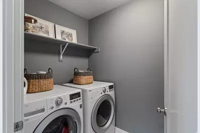 316 Bella Vida Dr, North Salt Lake, UT 84054 - Photo 18