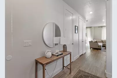 316 Bella Vida Dr, North Salt Lake, UT 84054 - Photo 4