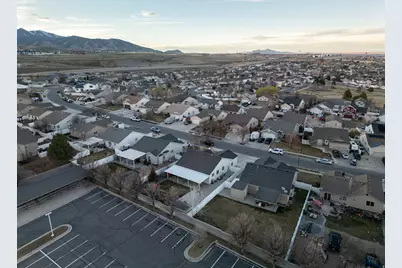 6271 W Liza Ln, West Jordan, UT 84081 - Photo 38