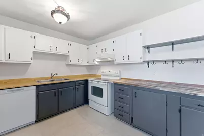 4527 S 1175 W #95, Taylorsville, UT 84123 - Photo 4