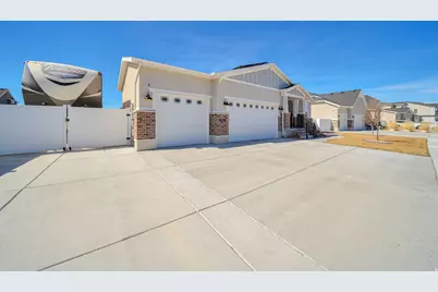 5647 Kestrel Ln, Stansbury Park, UT 84074 - Photo 8