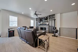 5647 kestrel Ln, Stansbury Park, UT 84074 - Photo 10
