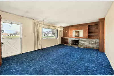 580 E 300 S, Hyrum, UT 84319 - Photo 6