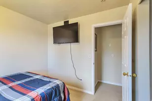 5789 S 3500 W, Roy, UT 84067 - Photo 16