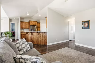 5222 N Tomahawk Dr, Enoch, UT 84721 - Photo 10