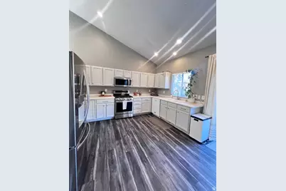 14283 S Wayfield Dr, Draper, UT 84020 - Photo 4