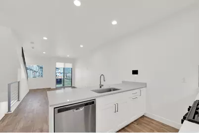 2186 N 525 W, Layton, UT 84041 - Photo 6