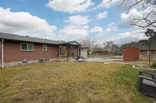 181 E 9180 S, Sandy, UT 84070 - Photo 2