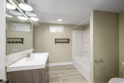 181 E 9180 S, Sandy, UT 84070 - Photo 18