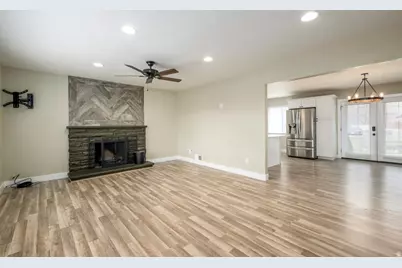 181 E 9180 S, Sandy, UT 84070 - Photo 4