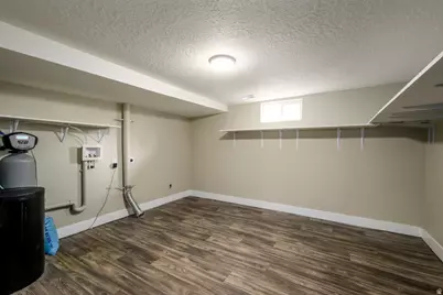 181 E 9180 S, Sandy, UT 84070 - Photo 20