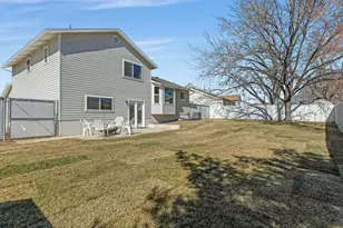 2386 N 800 W, Layton, UT 84041 - Photo 30